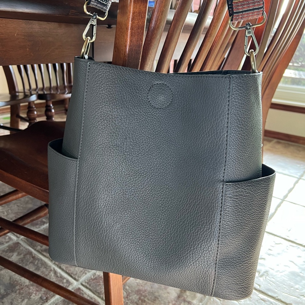 Joy Susan Kayleigh Side Pocket Bucket Bag 3-Pc Combo in Charcoal + Guitar Strap - Picture 9 of 16